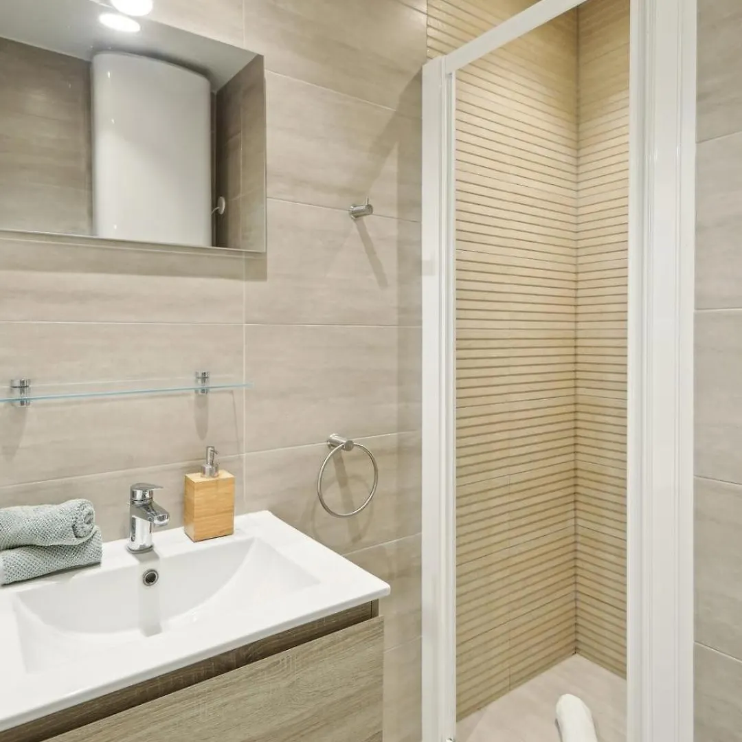 Bnbnook - Studio By Jardin Des Tuileries & Louvre Paris 0*,
