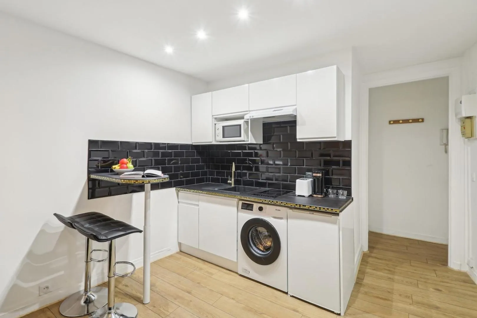 Bnbnook - Studio By Jardin Des Tuileries & Louvre Paris Apartment