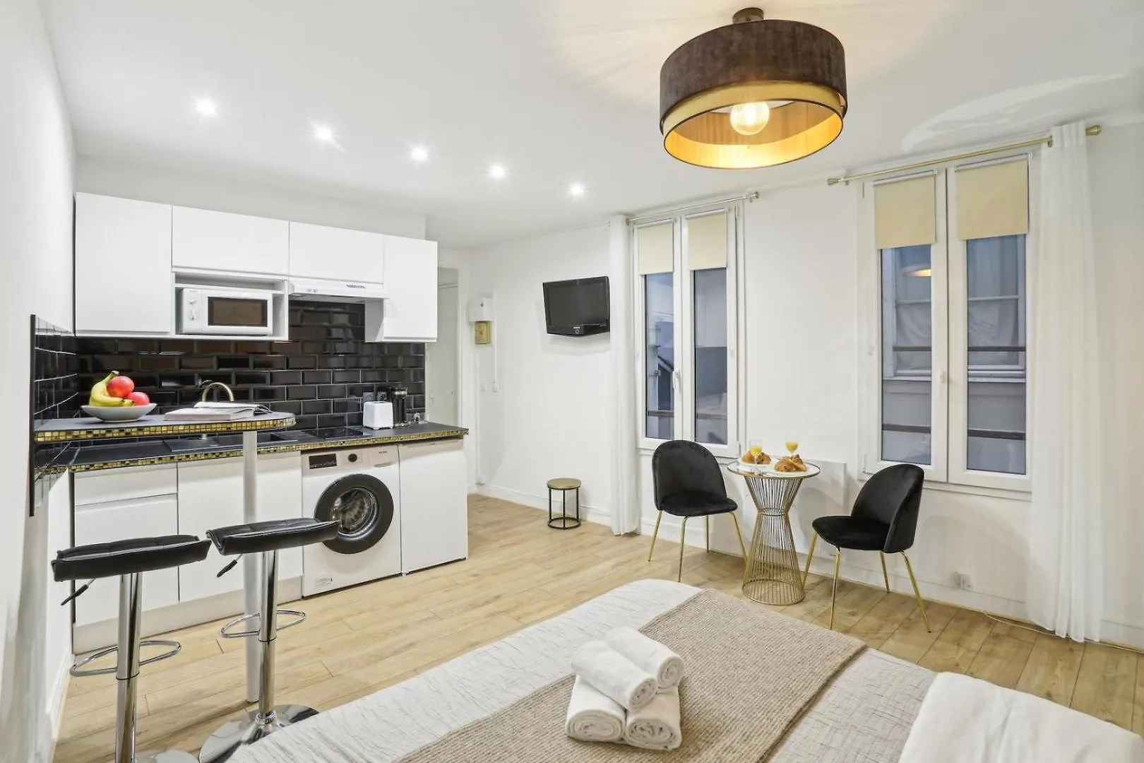 Bnbnook - Studio By Jardin Des Tuileries & Louvre Párizs