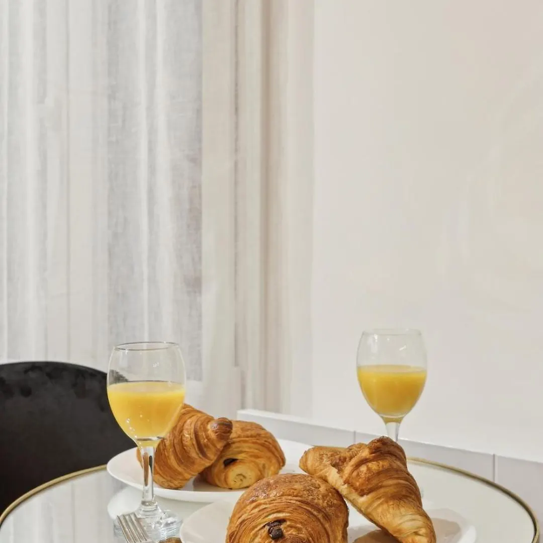 Bnbnook - Studio By Jardin Des Tuileries & Louvre Paris Apartment