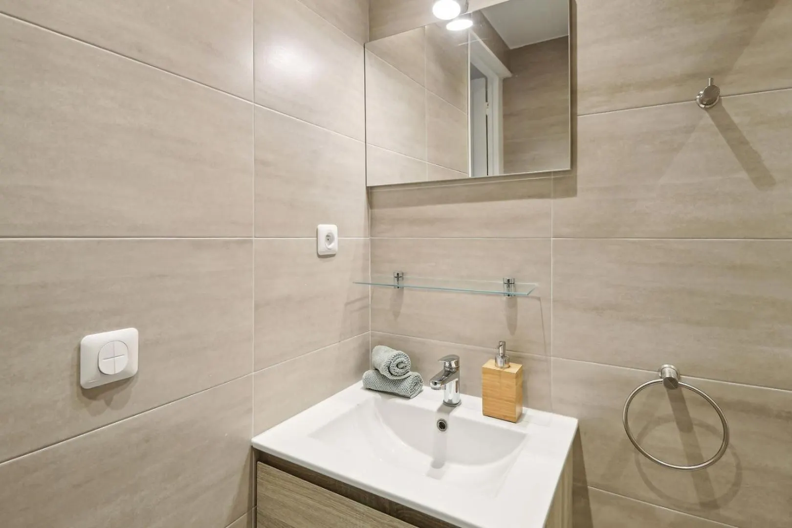 Bnbnook - Studio By Jardin Des Tuileries & Louvre Paris